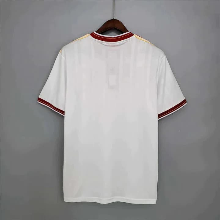 Liverpool 1985-1986 away kit — image 3